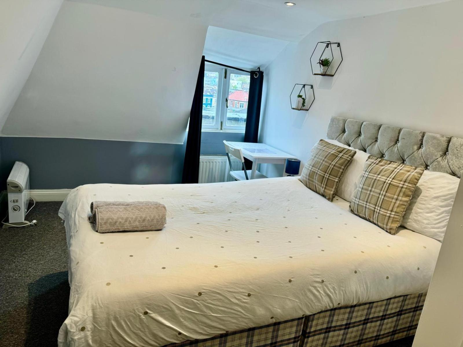 Lovely City Centre Room Bristol Eksteriør bilde